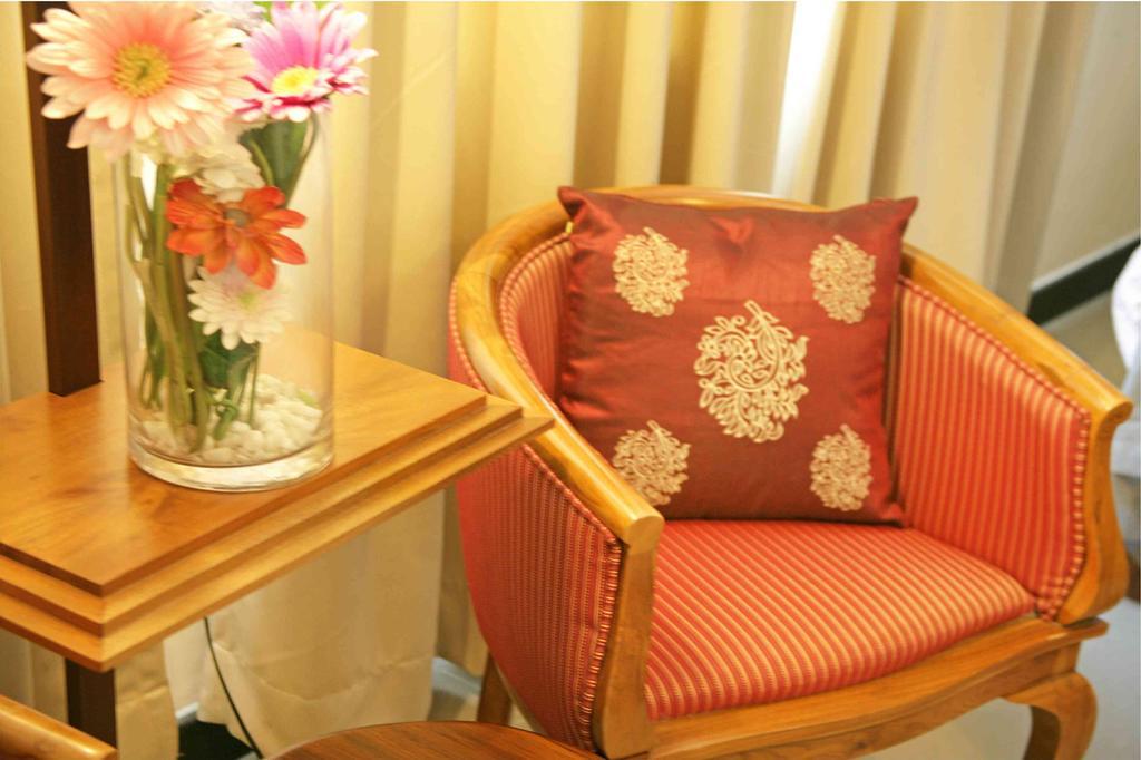 Hotel Highnest Singapperumalkovil Rum bild